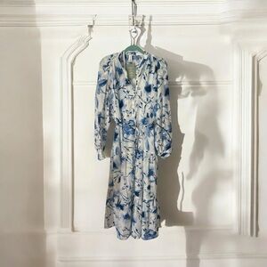 H&M | Dresses | Hm Oversized Floral Blue And White Dress And Duster | Poshmark H&M | Dresses | Hm Oversized Floral Blue And White Dress And Duster | Poshmark